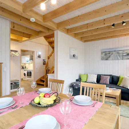 Stunning In Ostseeresort With Sauna * أوبلينتيز