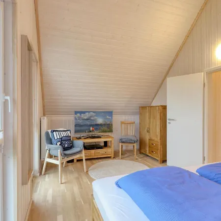 Lovely In Ostseeresort Ferienhaus *